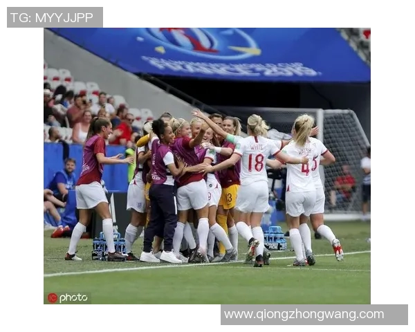 英格兰女足与苏格兰女足激战正酣谁能在这场对决中笑到最后