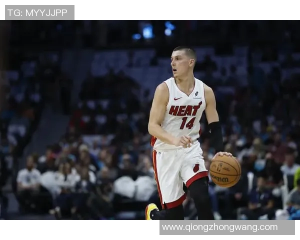 泰勒希罗的崛起之路：从新秀到NBA明星的蜕变与挑战