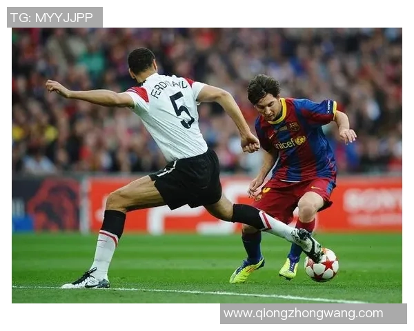 巴萨与曼联精彩对决全景回顾及战术分析